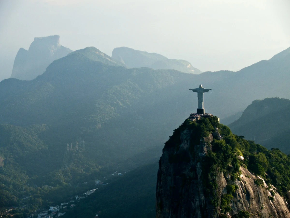 LO MEJOR DE BRASIL Y AMAZONAS | 5 NOV