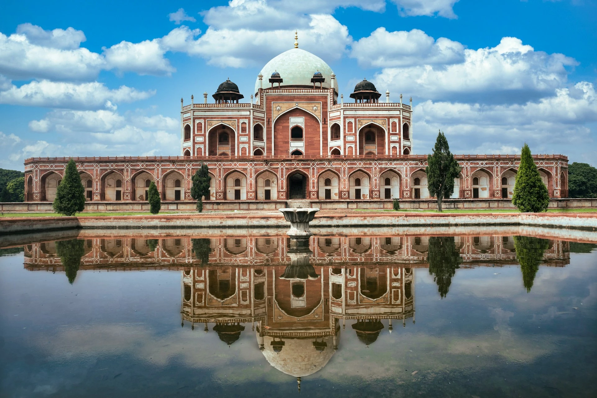 INDIA ESPIRITUAL  | EN 26 - MAR 27