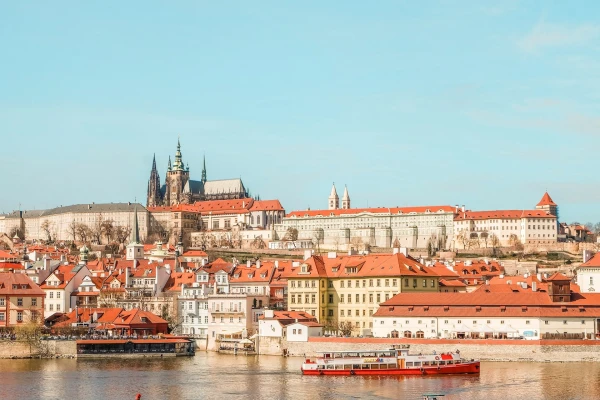 PRAGA AL COMPLETO | 05 DIC