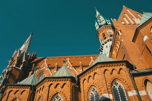 Cracovia en el Puente de Diciembre desde Oporto | 4-8 DIC 26