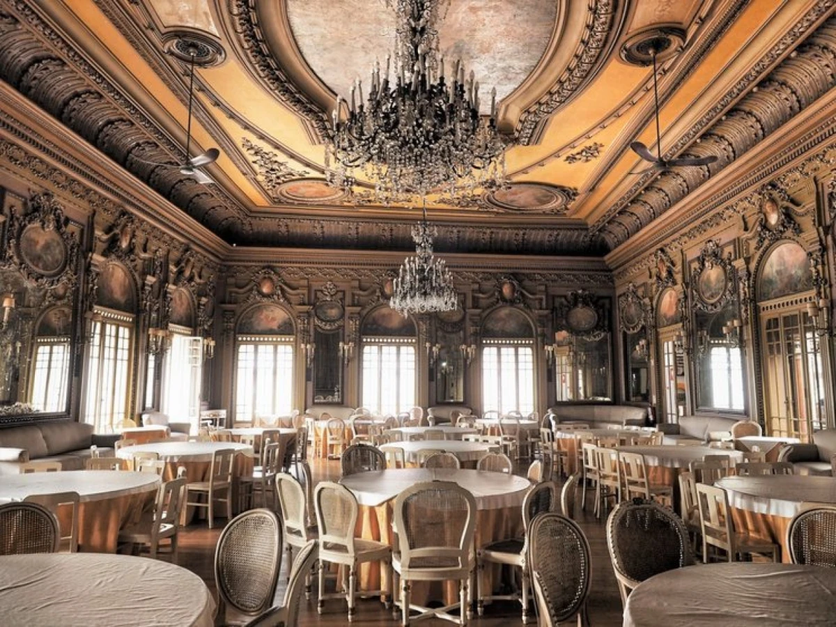 Un baile en Casa do Alentejo