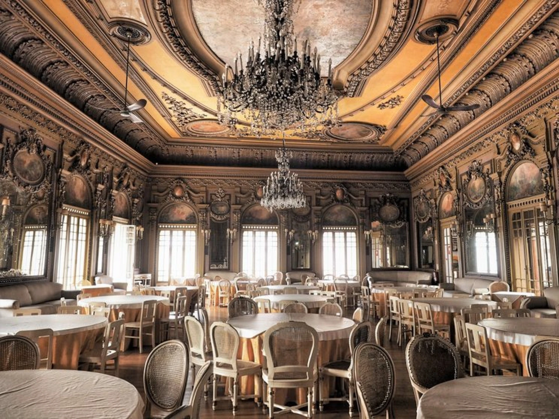 Un baile en Casa do Alentejo