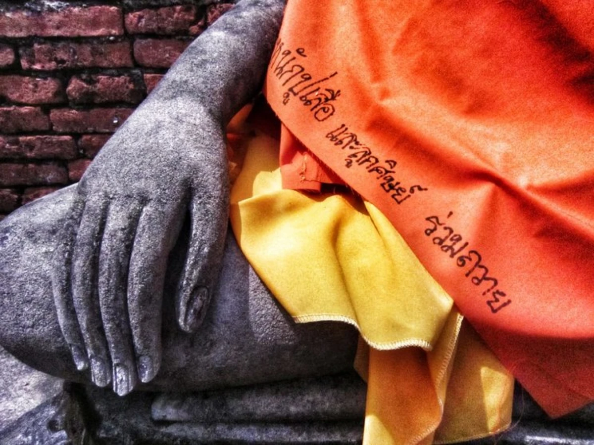 A la sombra de un Buda