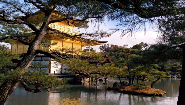 Tentaciones de Japón | ABR 26 - MAR 27