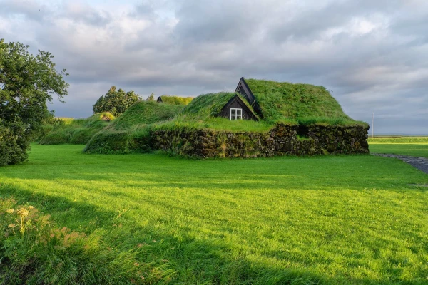 Descubre Islandia, Fly & Drive |  MAY-SEPT 26 